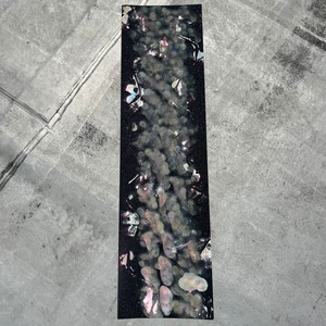 Dots Flow griptape / 10