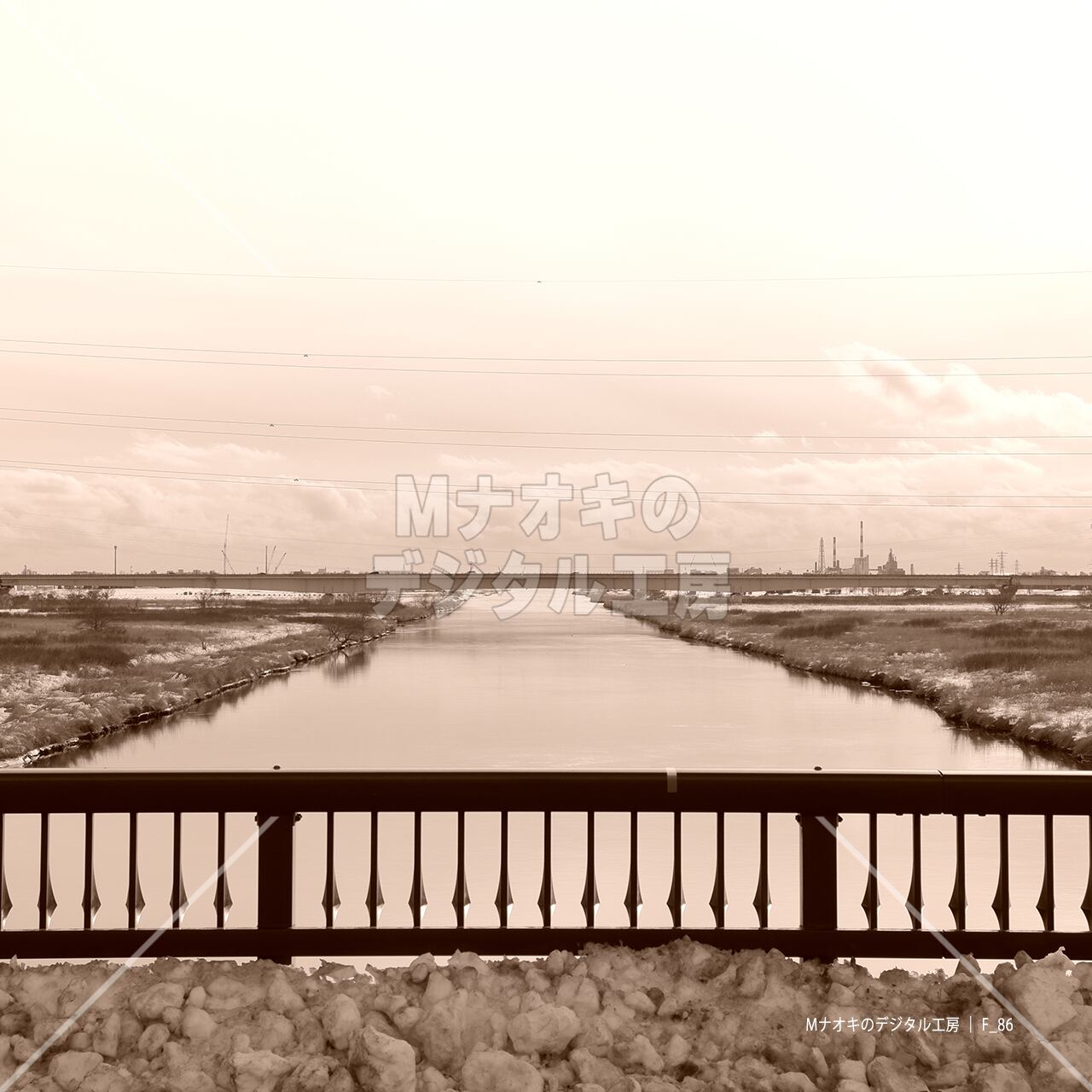 冬の新釧路川と橋 セピア　Shinkushiro River and bridge in winter sepia