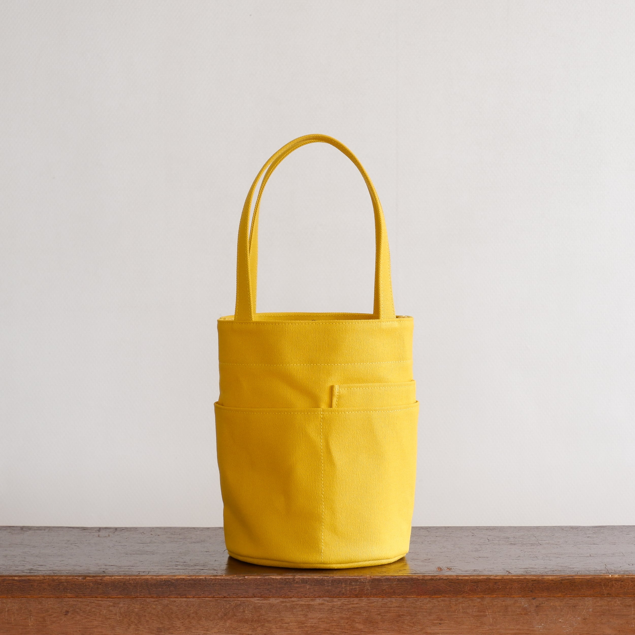 ダブルポケット丸底トート カラシ / 8号帆布 | aoya bags | シンプルで
