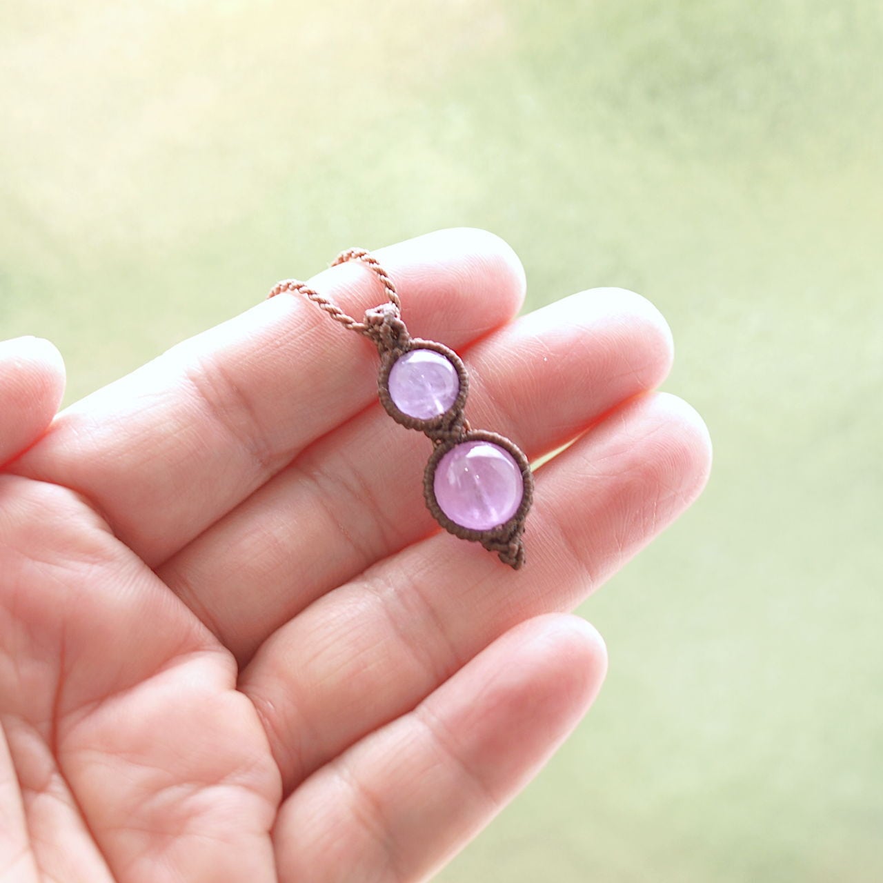 限定】ライトカラーアメジスト8ミリ＋高品質クンツァイト10ミリ玉を