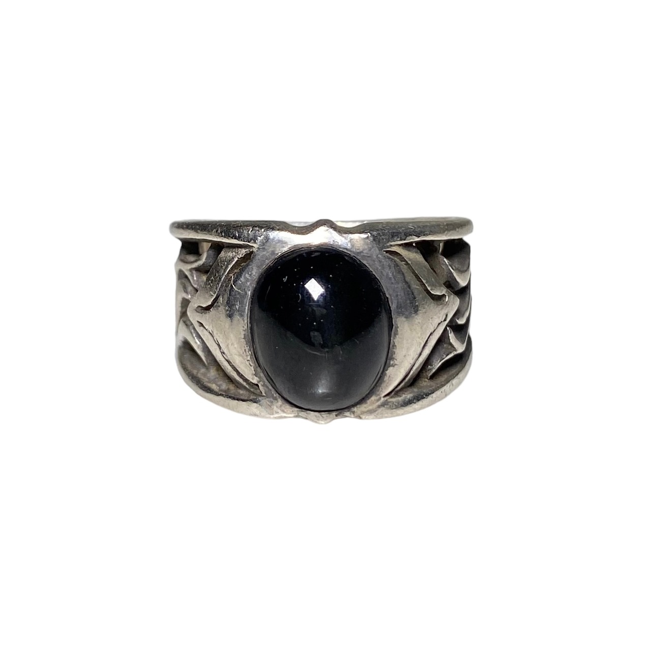 vintage silver open work ring set with black stone (size18, 14.76g)