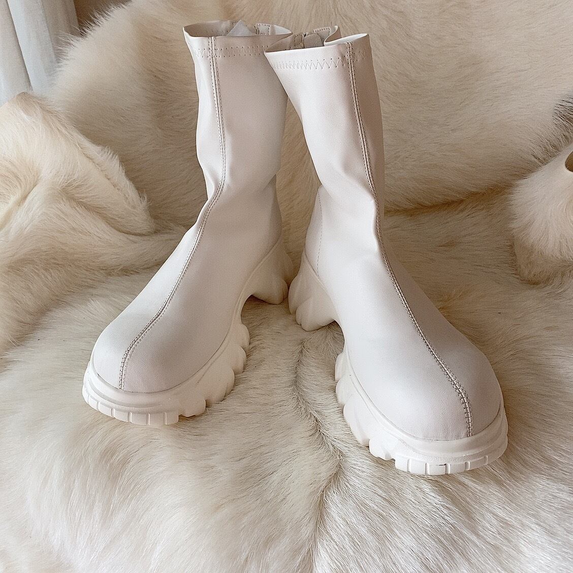 Platform short boots/ White(10月上旬頃発送予定)