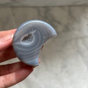 ドゥルージーアゲート4*ムーンシェイプ*月型*天然石インテリア*パワーストーン*置き物