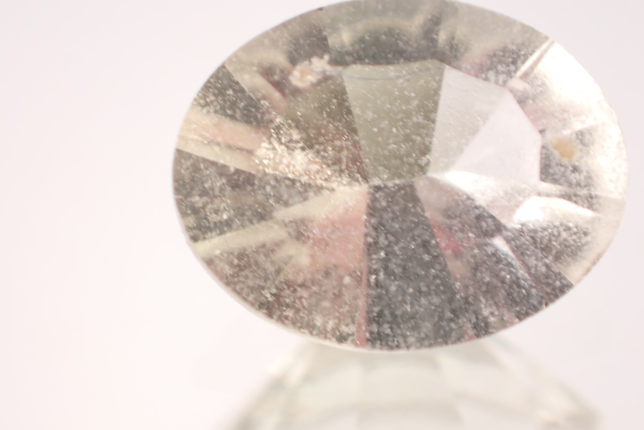 グリーンベリル(コンケーブカット)　1.69ct　[C10‐169]
