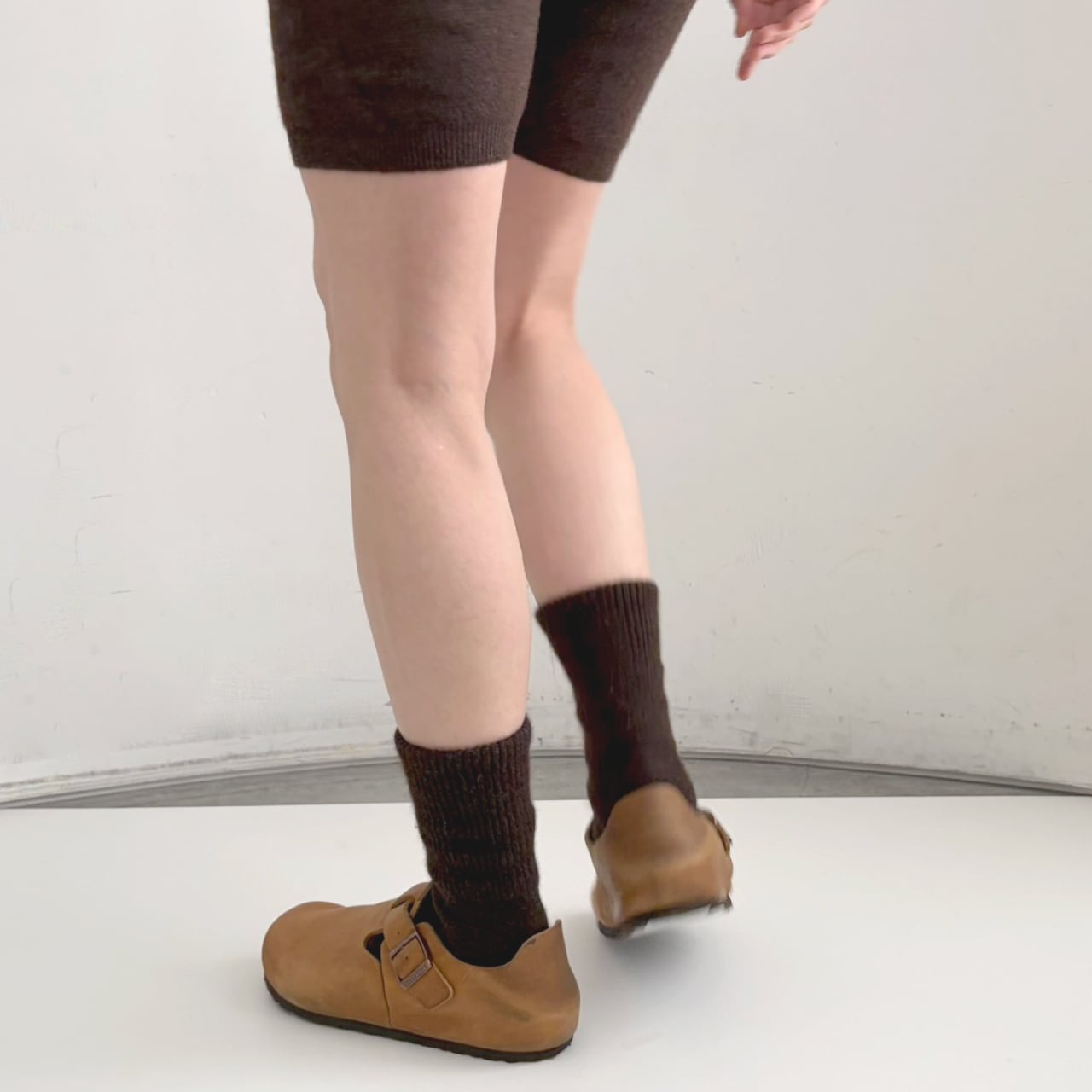 ヤクの靴下／毛100％タイプ｜こげ茶 | 空飛ぶ羊 BASE webshop