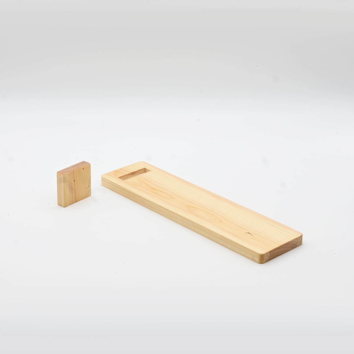 こまむぐ　どんぐり玩具　坂道　家族 楽天市場】こまむぐ どんぐりの坂 木製 木 知育玩具 日本製 国産 0歳 1