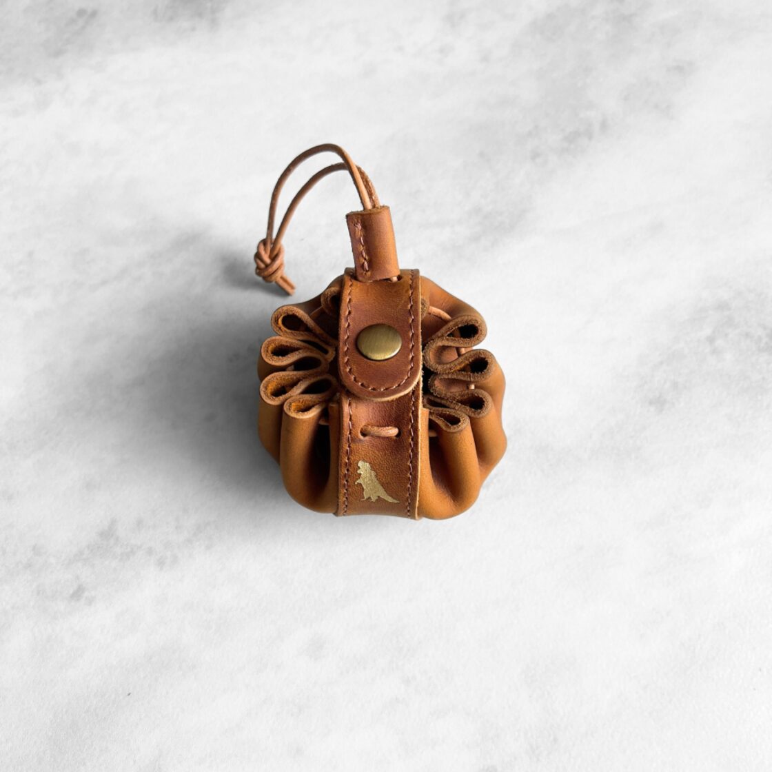 レザークラフトのご紹介 糸 縫製 革小物 ハンドメイド ＊koron