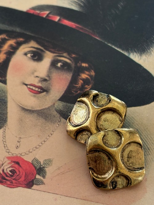 18mm Japanese ヴィンテージボタン スクウェア 変形ドット メタルボタン ゴールド アクセサリーパーツ