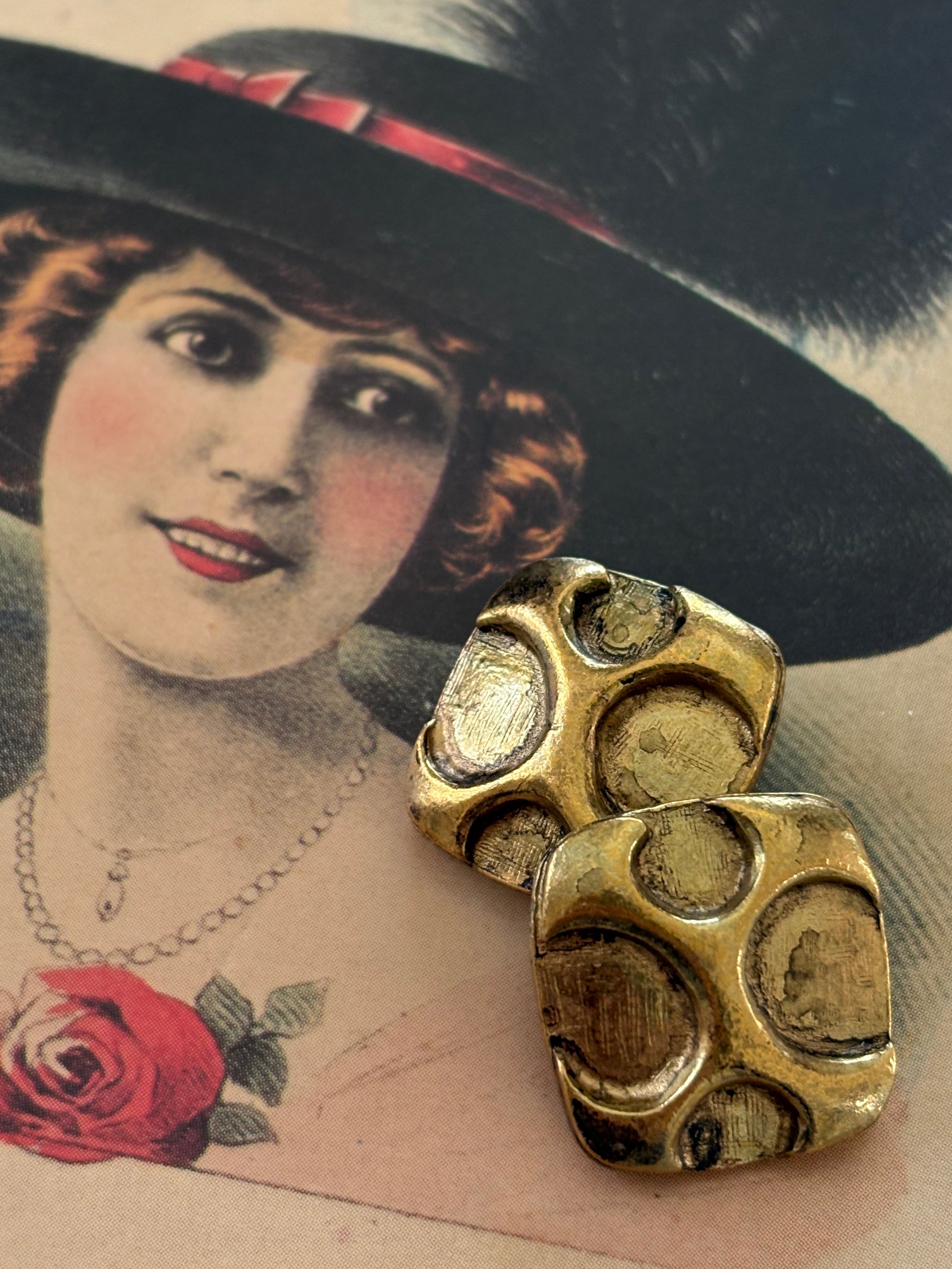 18mm Japanese ヴィンテージボタン スクウェア 変形ドット メタルボタン ゴールド アクセサリーパーツ