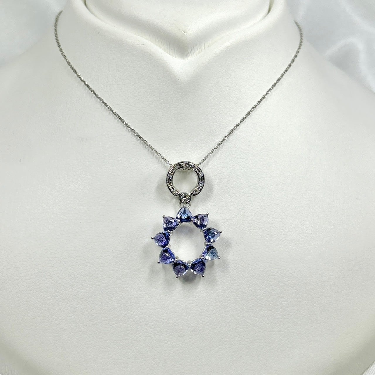 Pt900 天然タンザナイト 5.55ct 天然ダイヤモンド 0.17ct ペンダント