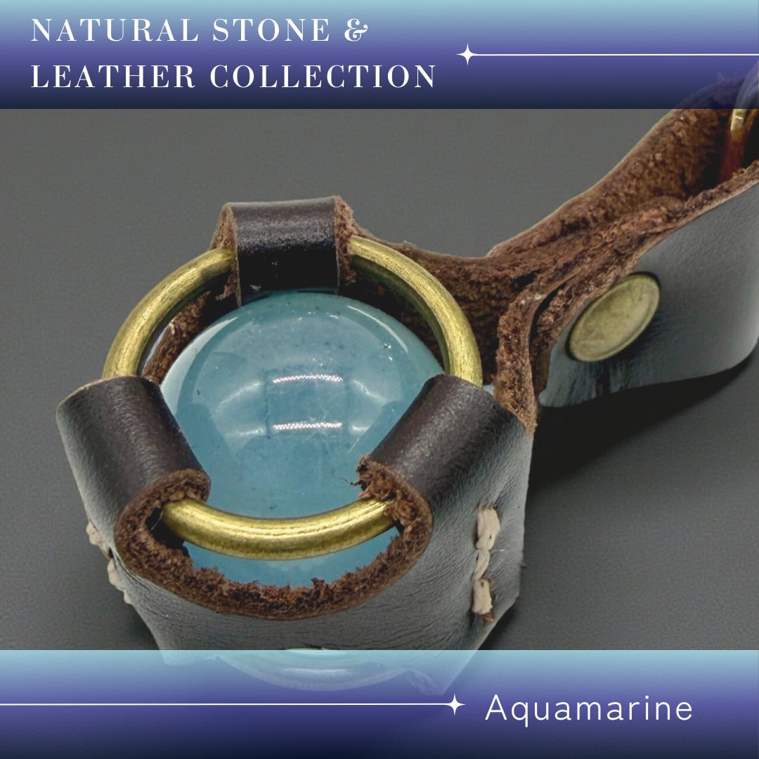 ラスト1点】大粒アクアマリン×本革レザーのキーホルダー｜3月誕生石