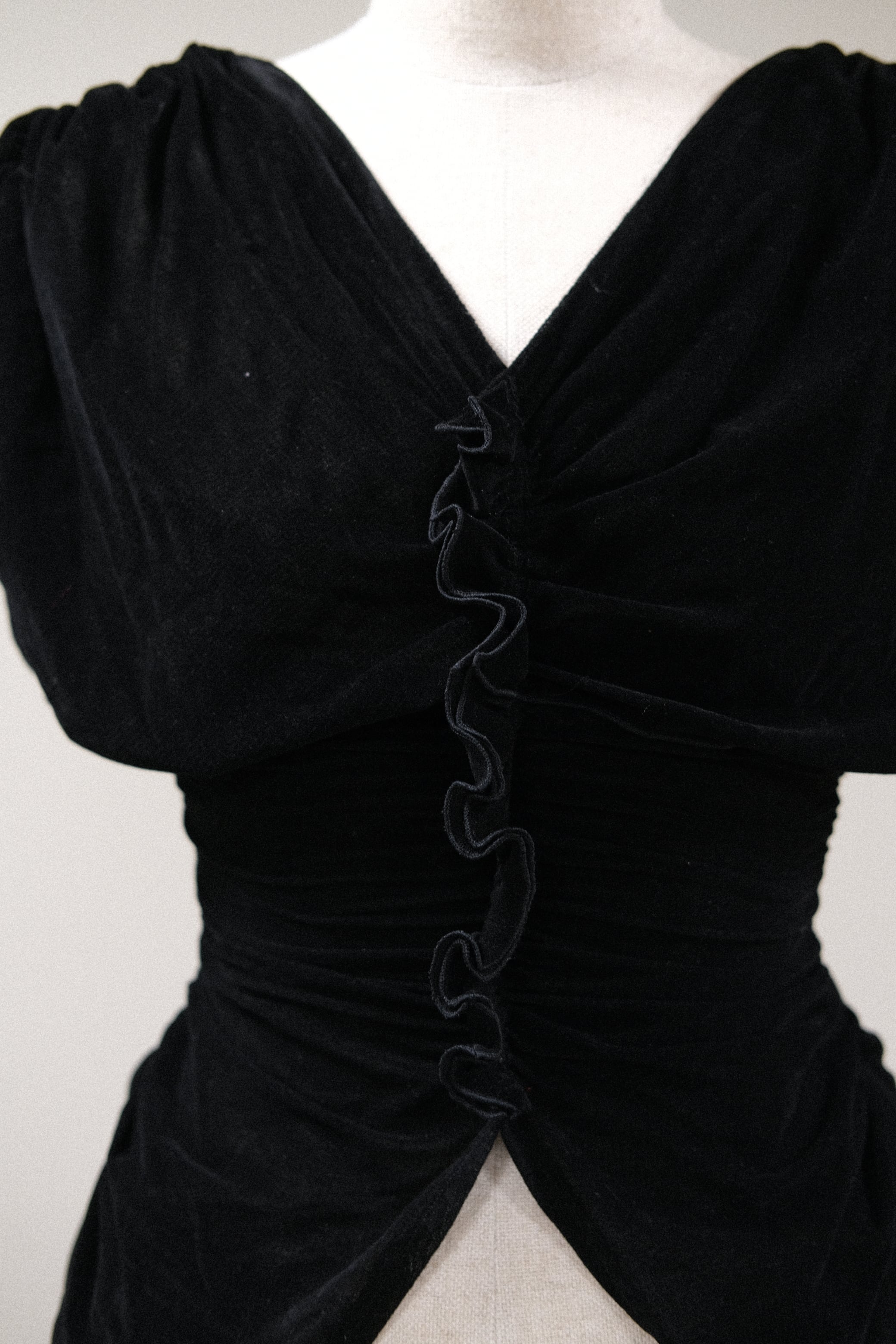 FETICO】VELVET TULLE SHIRRING TOP | loop