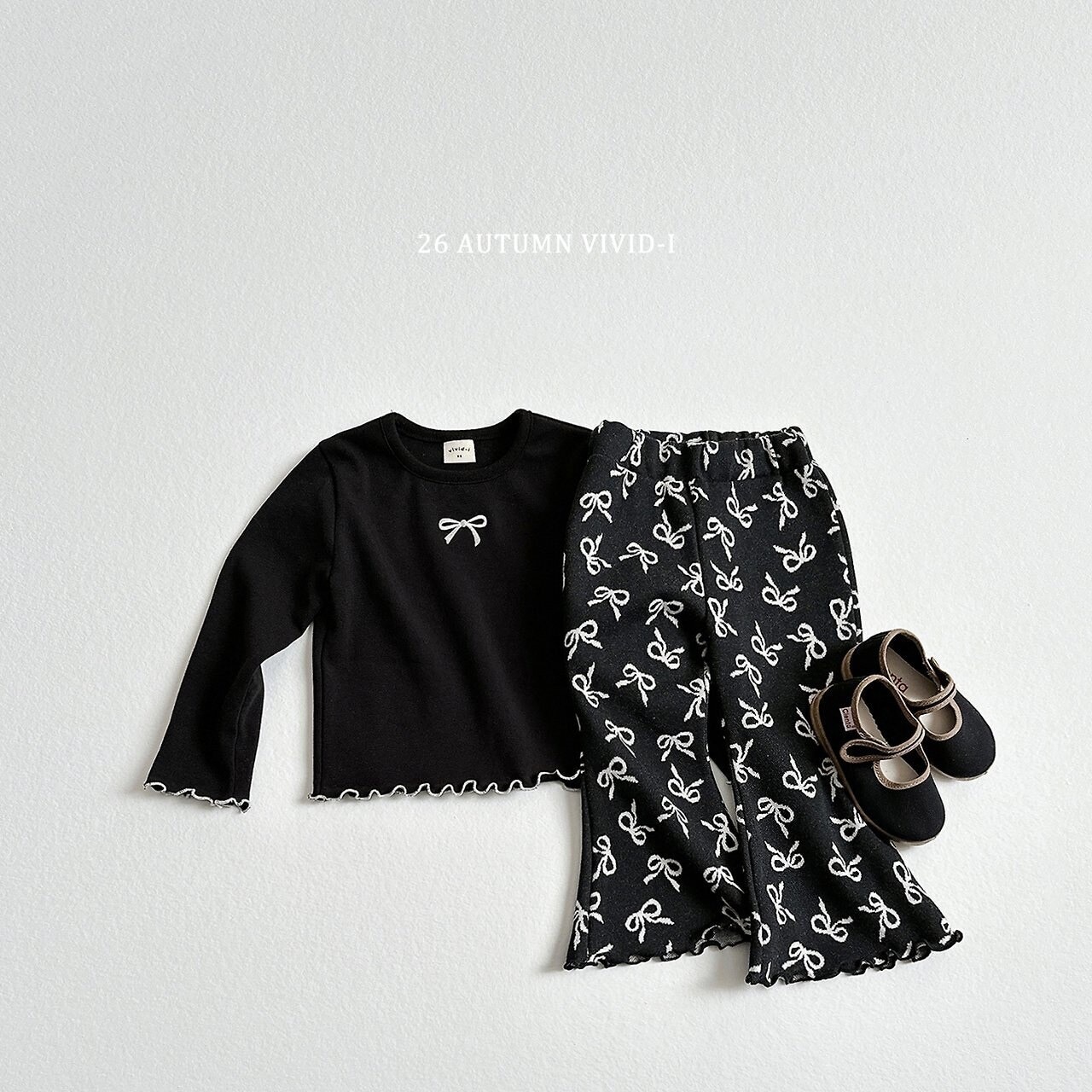 韓国子供服 / VIVID-I / 26Autumn / リボン スパン Tシャツ / キッズ服 / ジュニア服 / 秋服 *XS~JM*