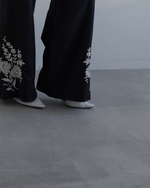 tricot COMME des GARÇONS　FLOWER EMBROIDERED PANTS
