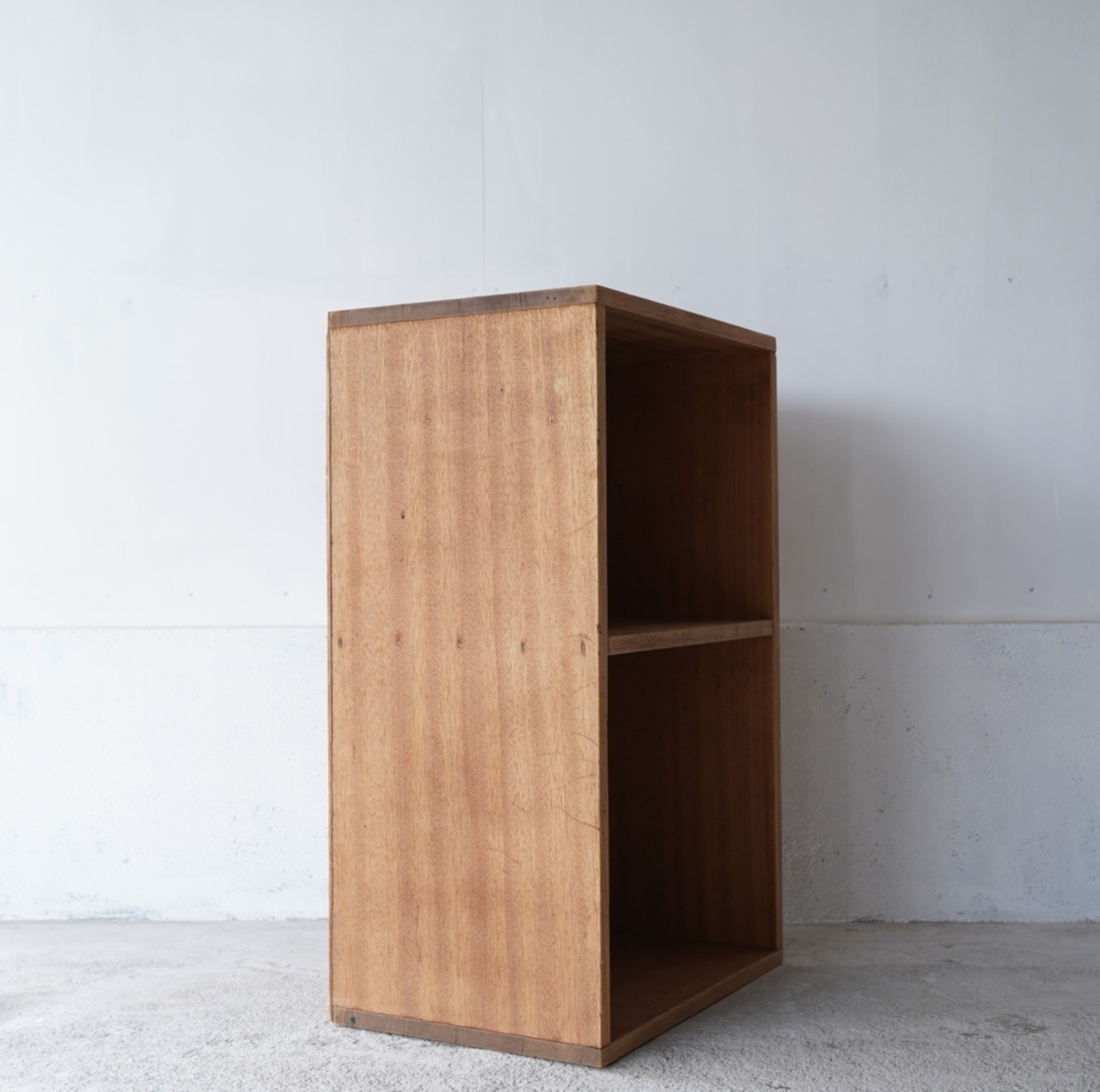 古い2段の木製棚 | Fitzroy Furniture