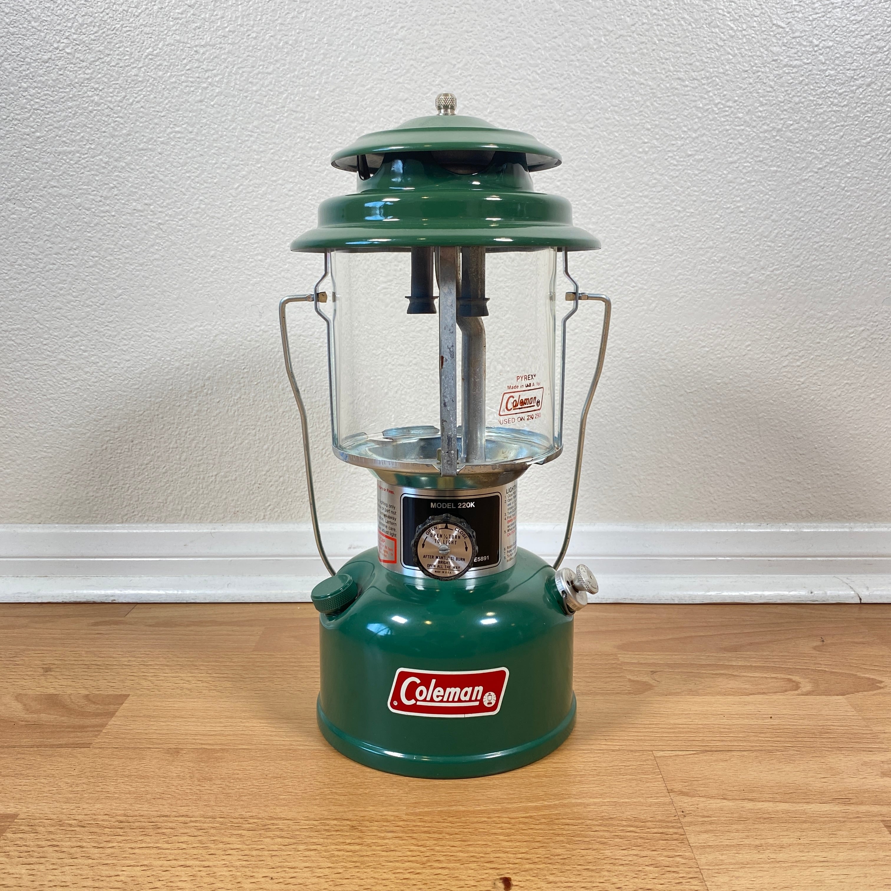 1018 【1983年4月製造 _ お得なジャンク品】220K コールマン