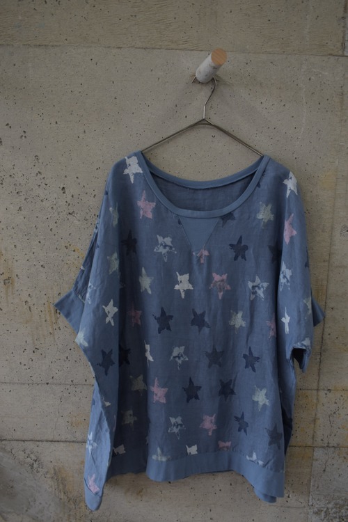 Star-print raglan-sleeve top