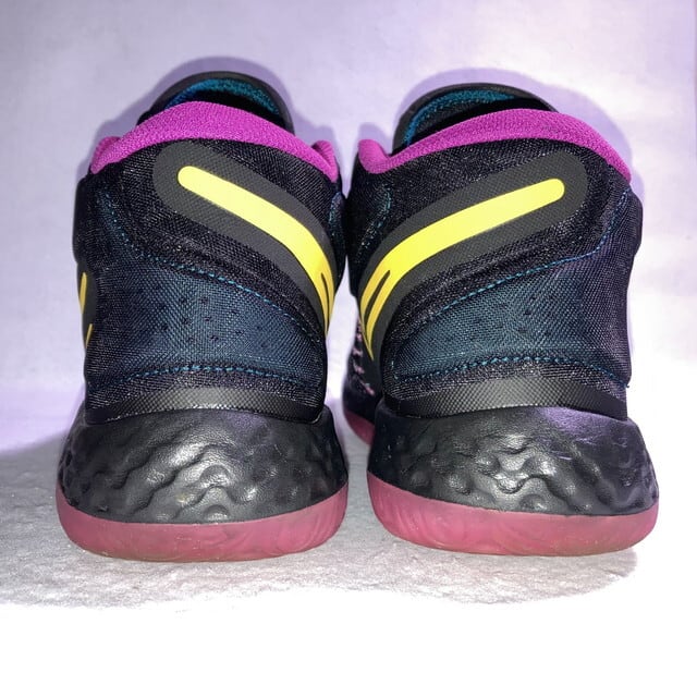 KD TREY 5 VIII EP 黒 紫 パープル イエロー 27cm 箱付き KD TREY 5 VIII EP 黒 紫 パープル イエロー 27cm 箱付き | ナトクロ