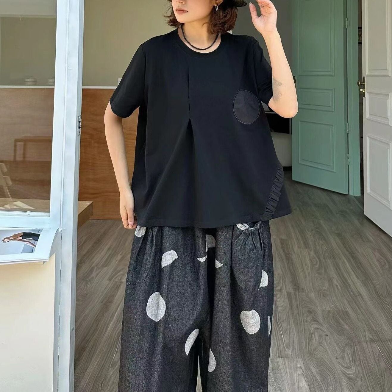 EMBROIDERED RUFFLED PANEL SHORT SLEEVE T-SHIRT M-17272