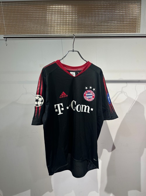 2004-06 Bayern Munich 2nd jersey CL version