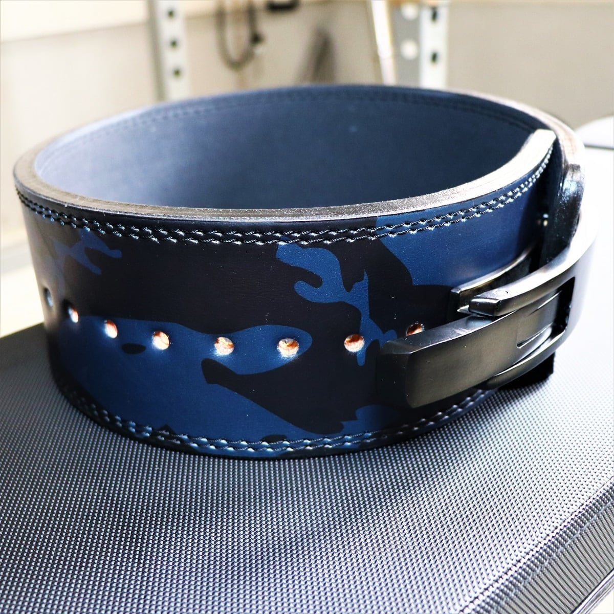 リフティングベルト 楽天市場】トレーニングベルト レザーベルト ウエイト