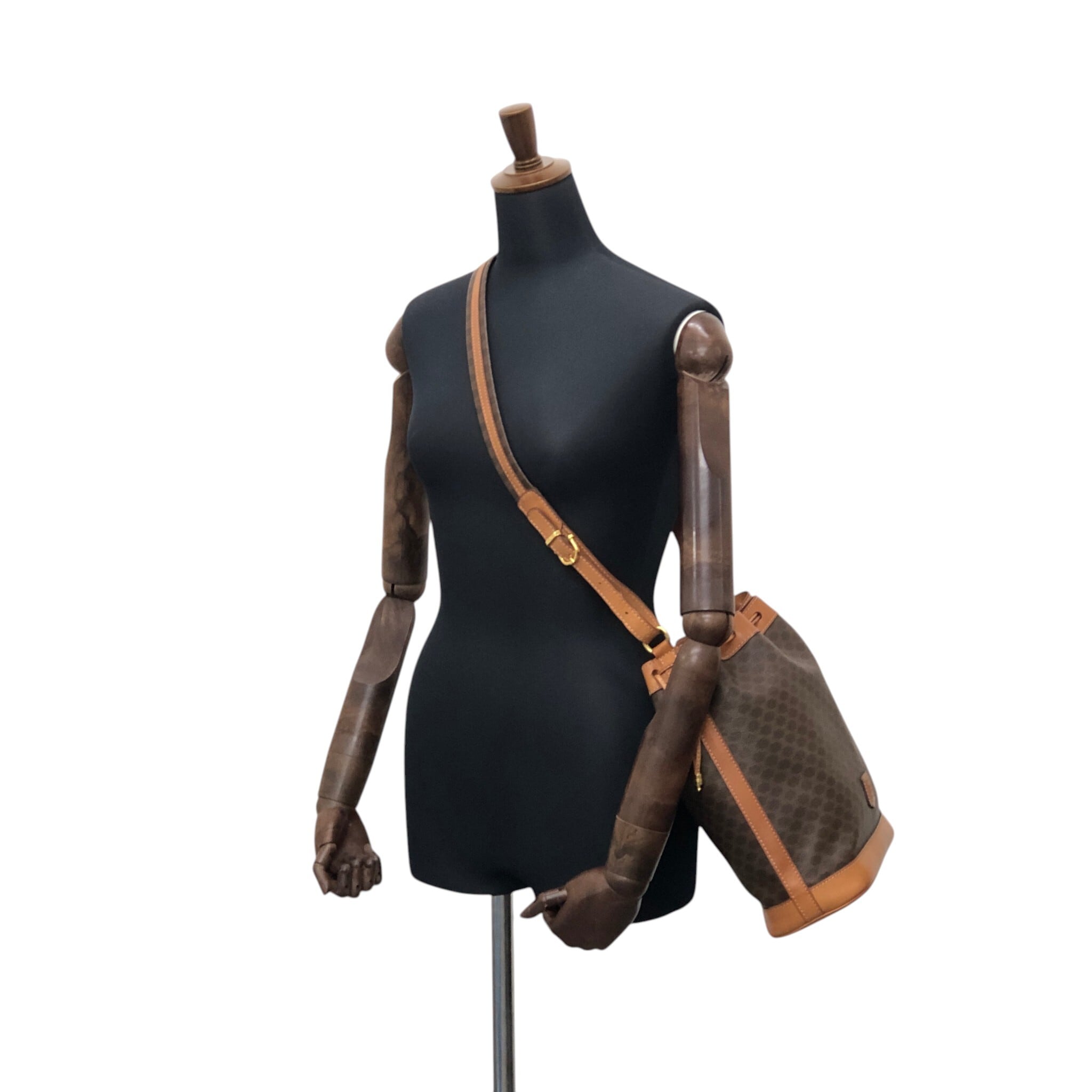CELINE セリーヌ マカダム ショルダーバッグ ブラウン ブラゾン型押し