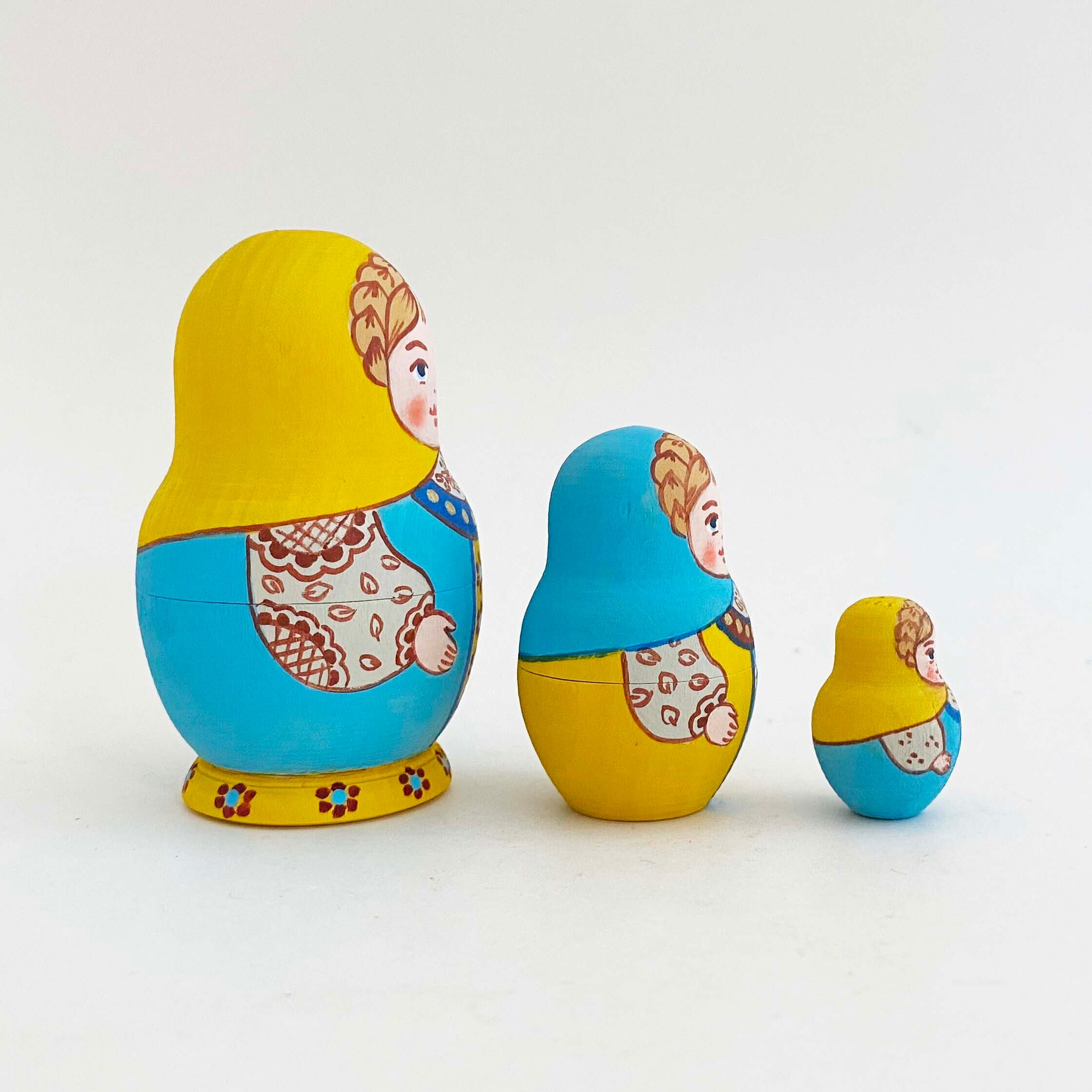 ウクライナ支援マトリョーシカ(首飾り / 3個組)