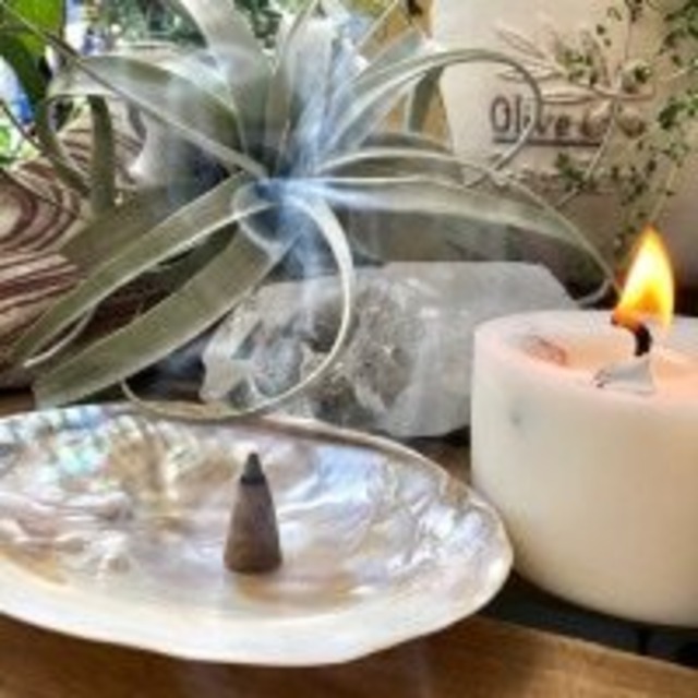 【再入荷】【浄化グッズ】白檀のお香（12コーン入り）