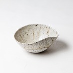 ［田中 大喜］20.胡麻釉たわみ鉢(小)