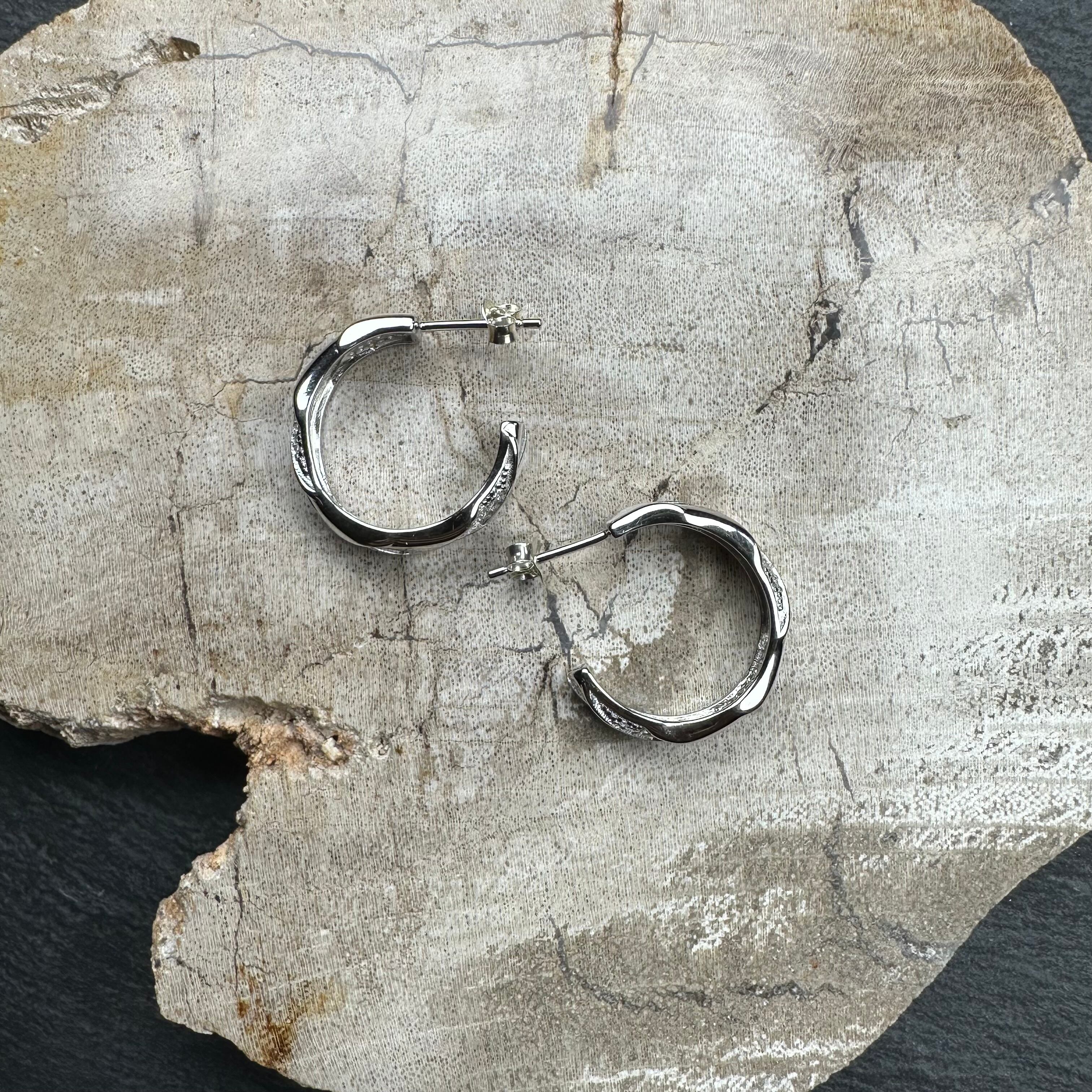 シルバー925 silver リュクスウェーブフープピアス/軽研磨仕上げ