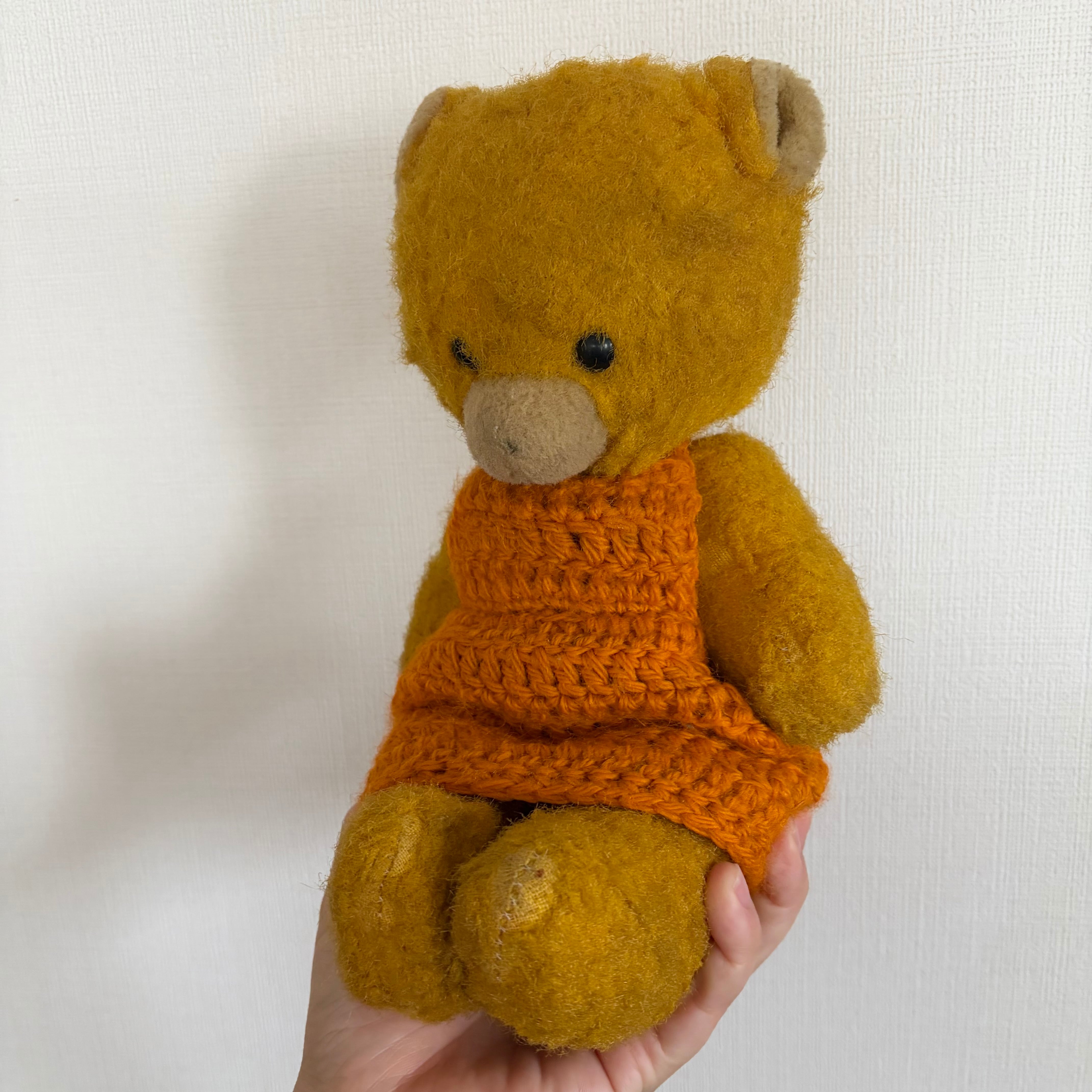 古着 エプロン ビンテージ くま オレンジ色のエプロンをしたくま | tsuitachi craft&brocante