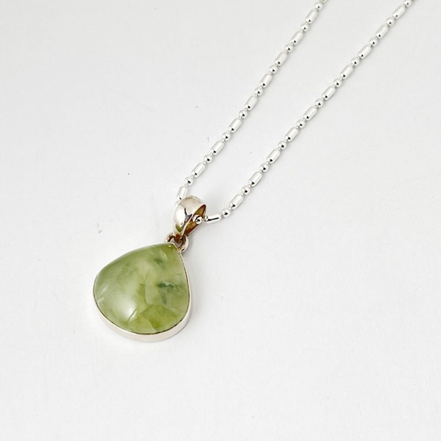 プレナイト 一点物 マロン型 ネックレス 2.2×2.2cm