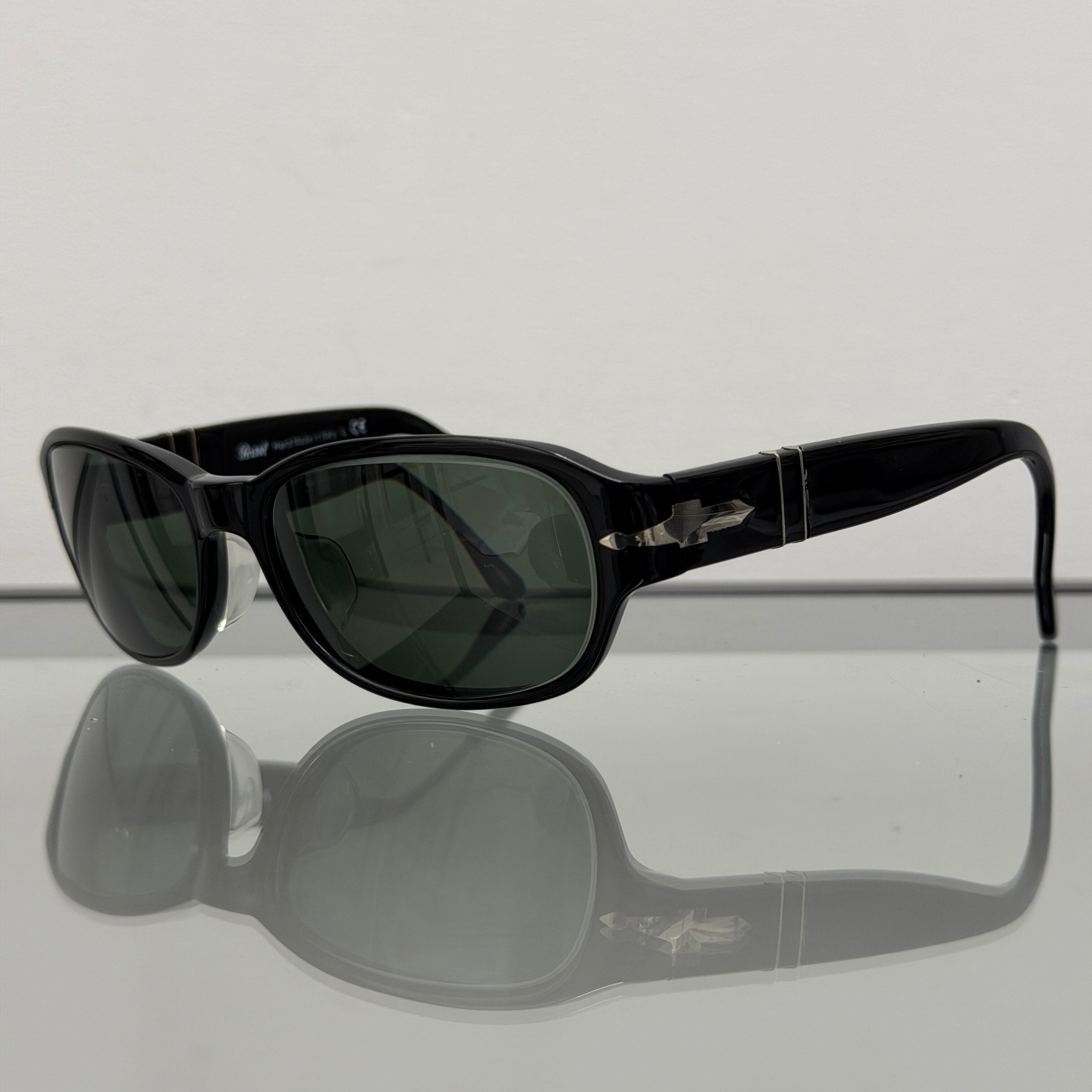 Persol Sunglasses 3022-S 95/31 Black | ASSET VINTAGE アセット