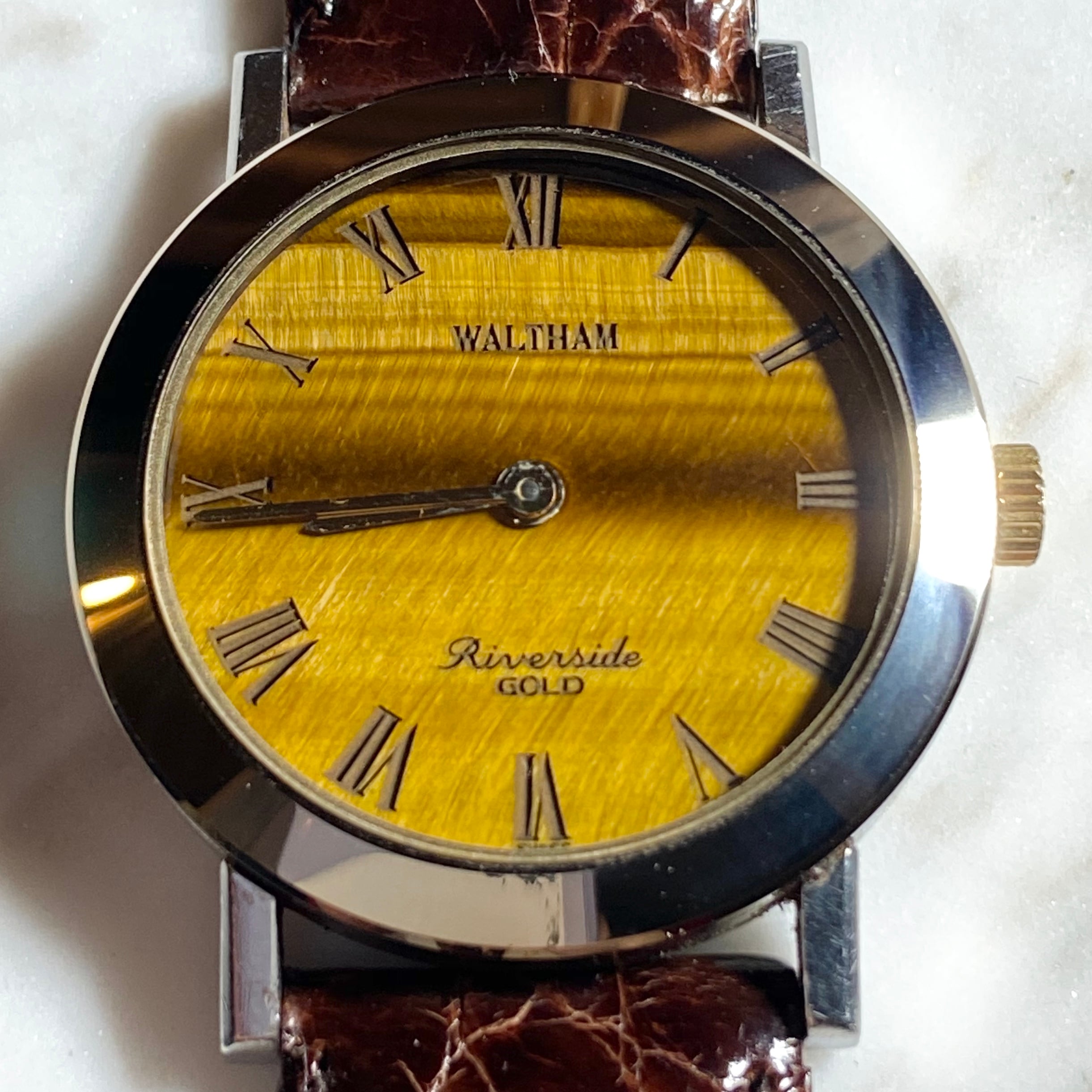 WALTHAM manual winding watch set with tiger eye | NOIR ONLINE