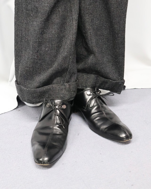 【louis vuitton】seem detail lace up leather shoes