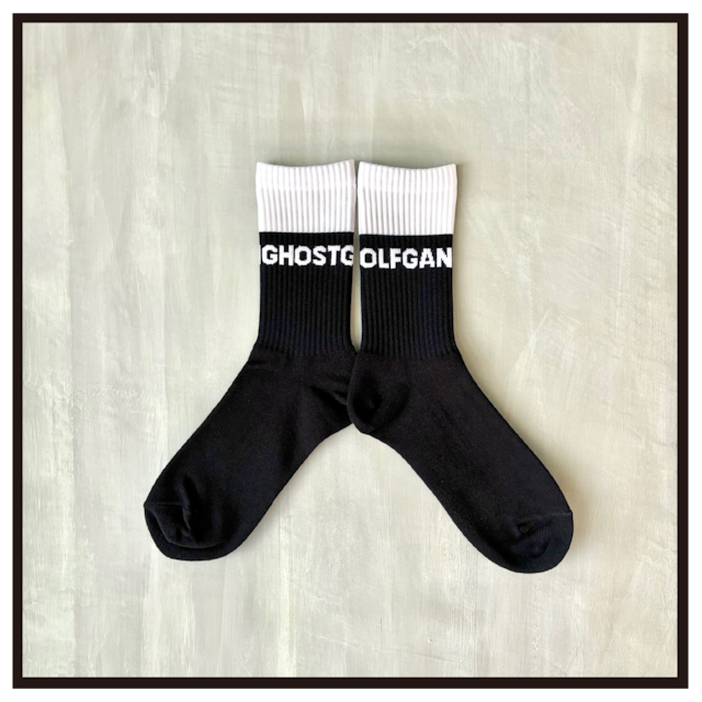 TAG SOCKS (BLACK-WHITE)