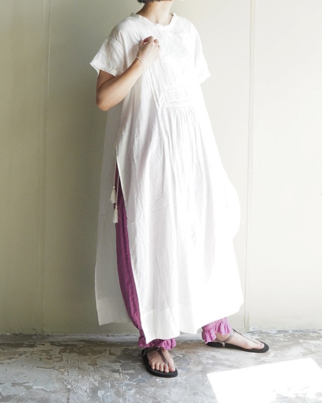 Tumugu サイドスリット カディコットンワンピース ツムグ 余韻の時間 Tumugu サイドスリット カディコットンワンピース ツムグ 余韻の時間