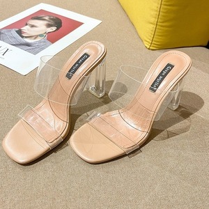 クリア ヒール 選べる 透明 サンダル ミュール チャンキー 大人 太ヒール かわいい 大人っぽい 女っぽ セクシー 大人可愛い きれいめ シンプル 大人 上品 おしゃれ お洒落 モダン 主役級 存在感 10代 20代 30代 デート お出かけ パーティー イベント リゾート 旅行 海 プール デイリー 普段使い 韓国 韓国系 オルチャン ファッション コーデ スタイル モテ トレンド 流行 レディース 夏 春