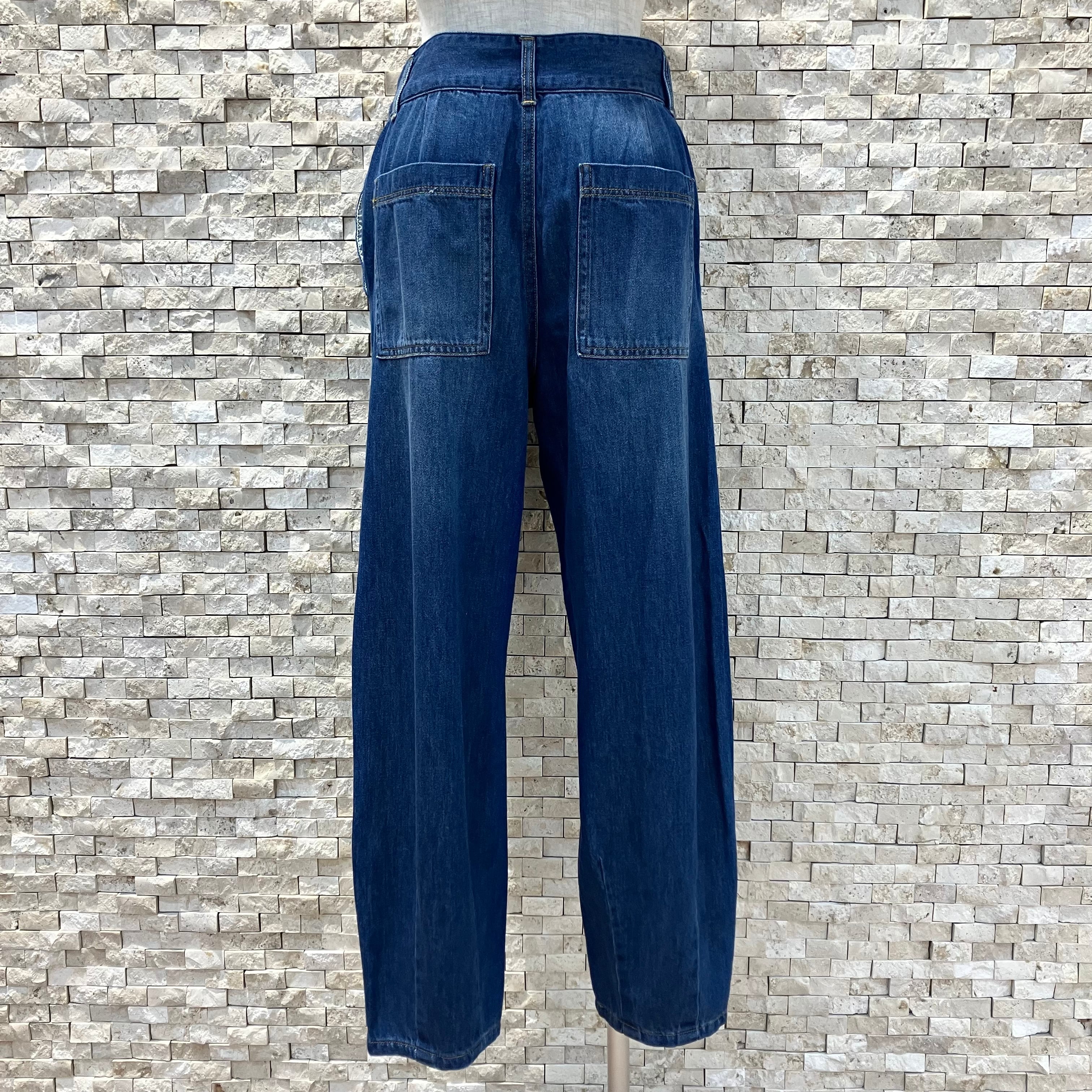 Anna Kerry】ダブルタックコクーンパンツ(68243601) | FORME Base STORE Anna Kerry】ダブルタックコクーンパンツ(68243601) | FORME Base STORE