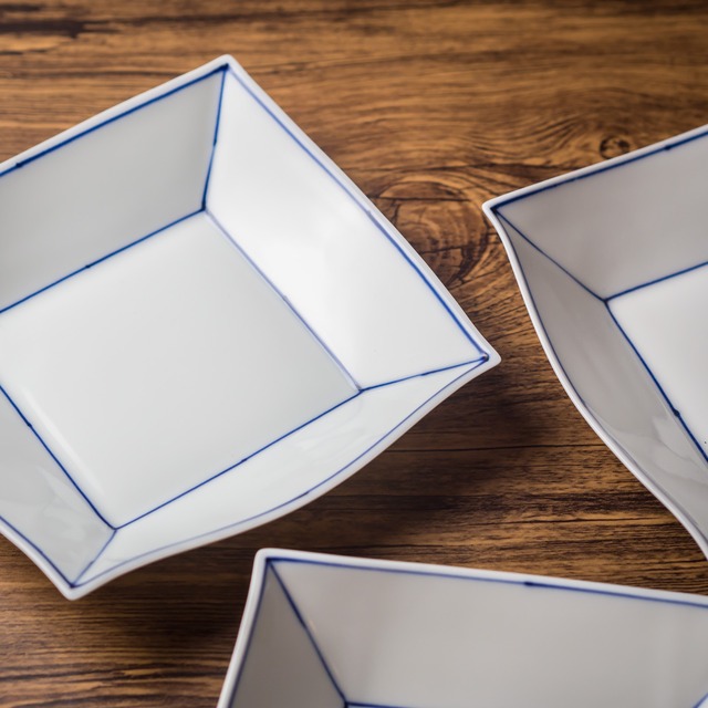 ライン プレート 18cm（中鉢・角皿・銘々皿）／眞窯