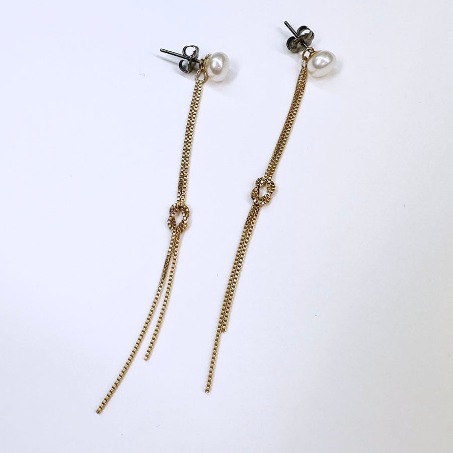 2WAY淡水パールチェーンロング結びピアス | migknot