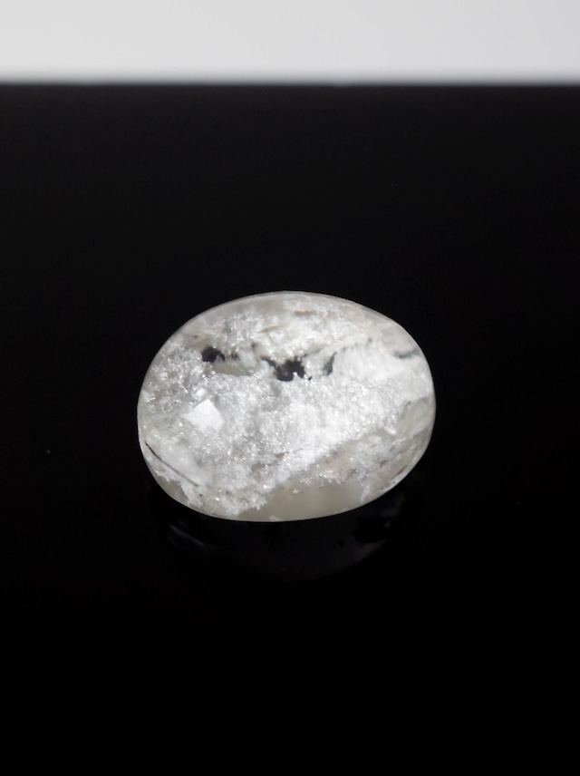 White Garden Quartz - a06