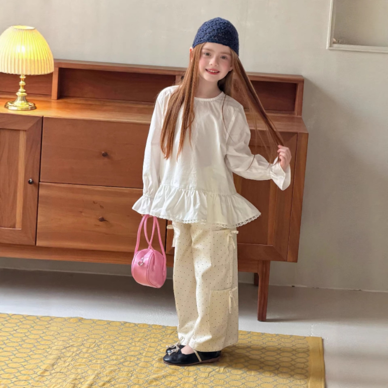 春韓国風レース裾ブラウス