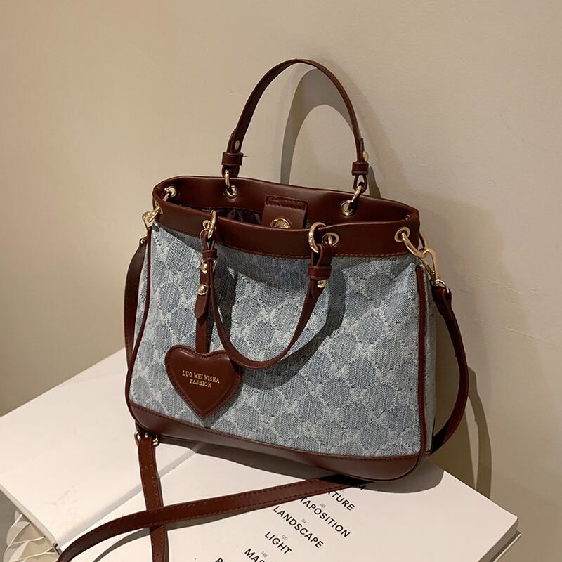 オータム 秋物 ハンドバッグ メッセンジャーバッグ Tiancai_Wing_Bag17733236995