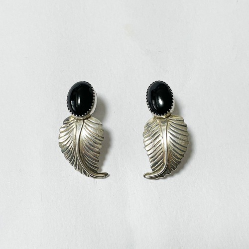 Vintage Southwestern Sterling Onyx Feather Pirced Earrings By Navajo Pat Platero
