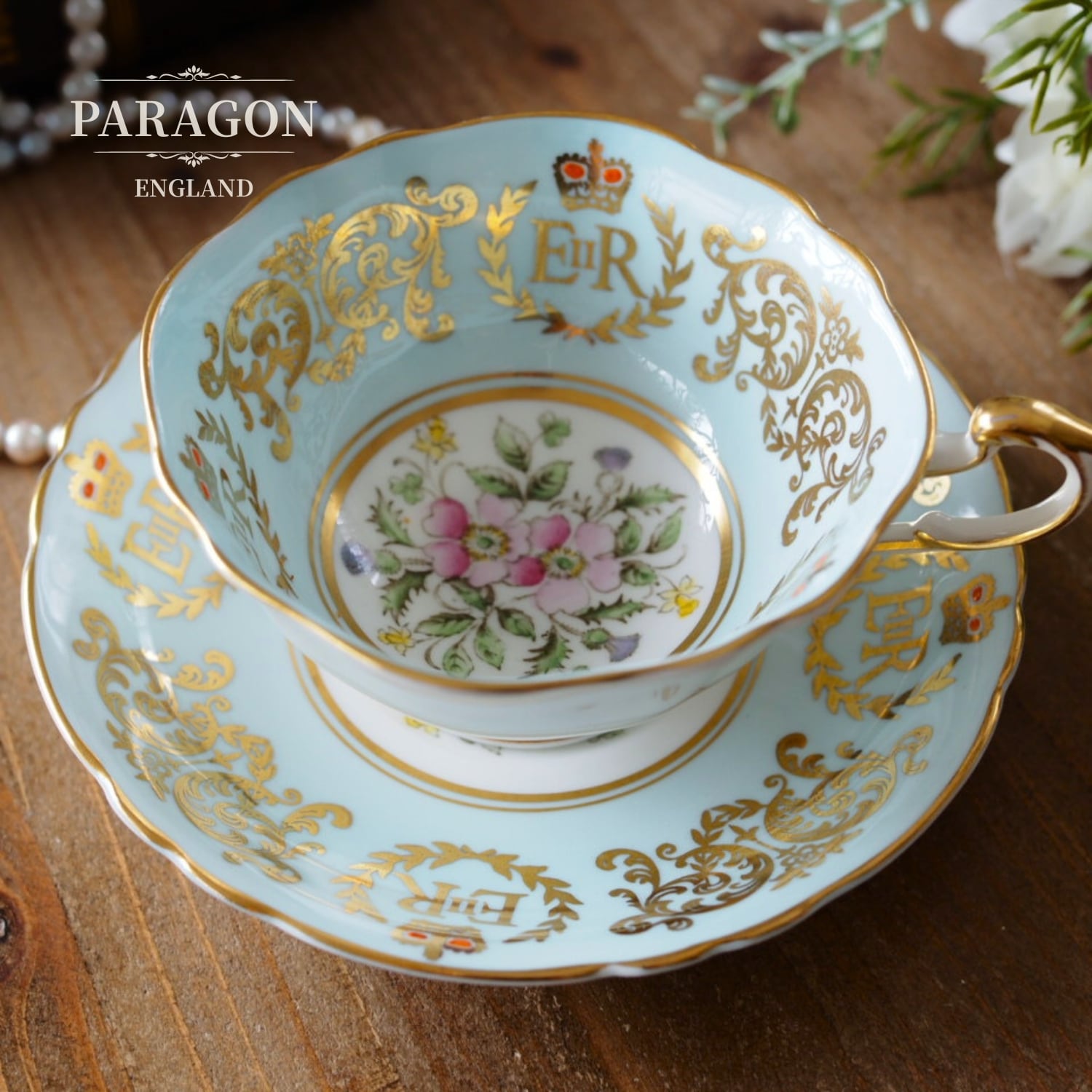 優雅な装飾が魅せるクラシック | Antique FEELPORT｜英仏アンティーク食器