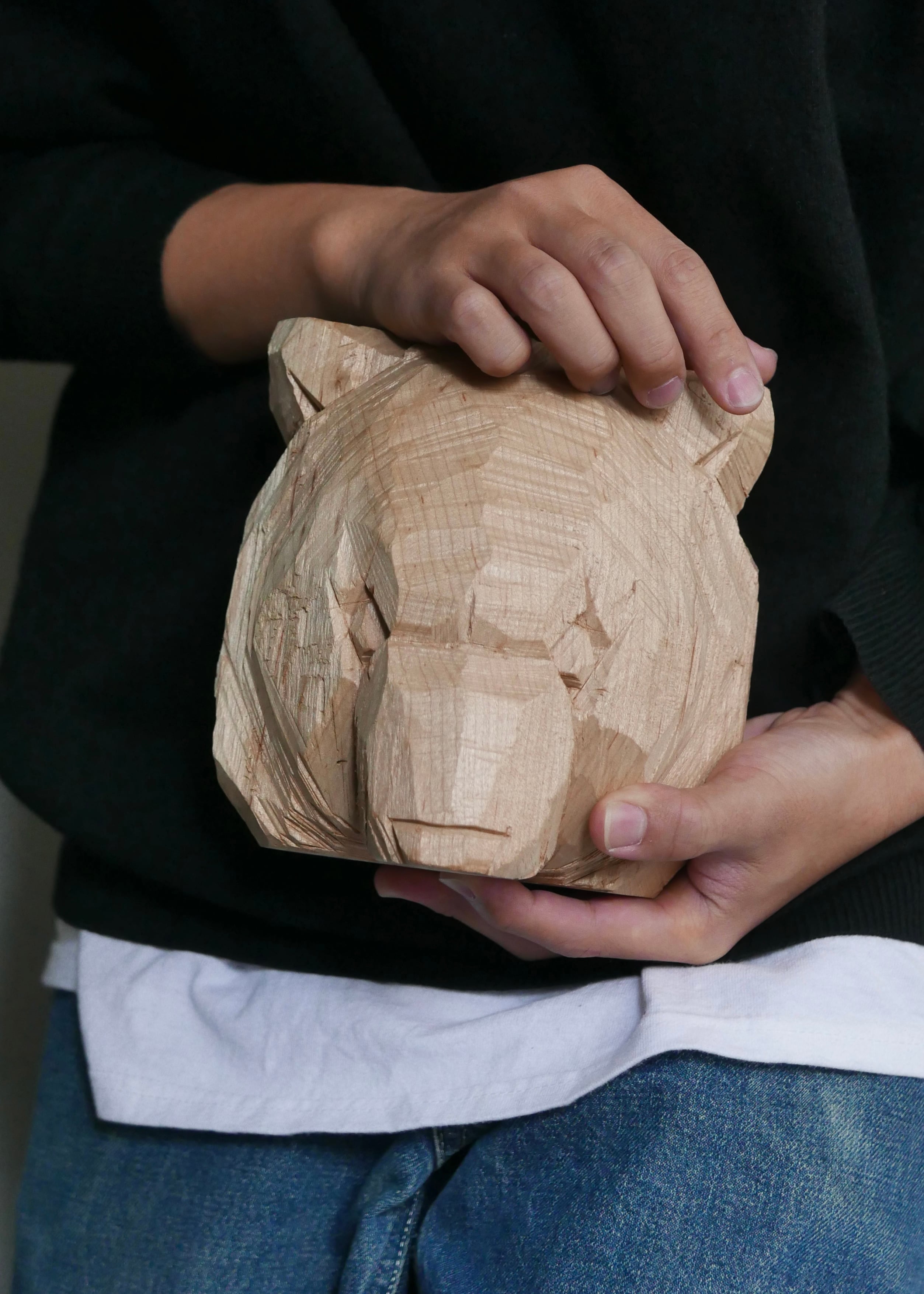 "翠帆" (すいほ) / 吉田マホガニー　抽象熊 " Alo " ヤマザクラ 無塗装