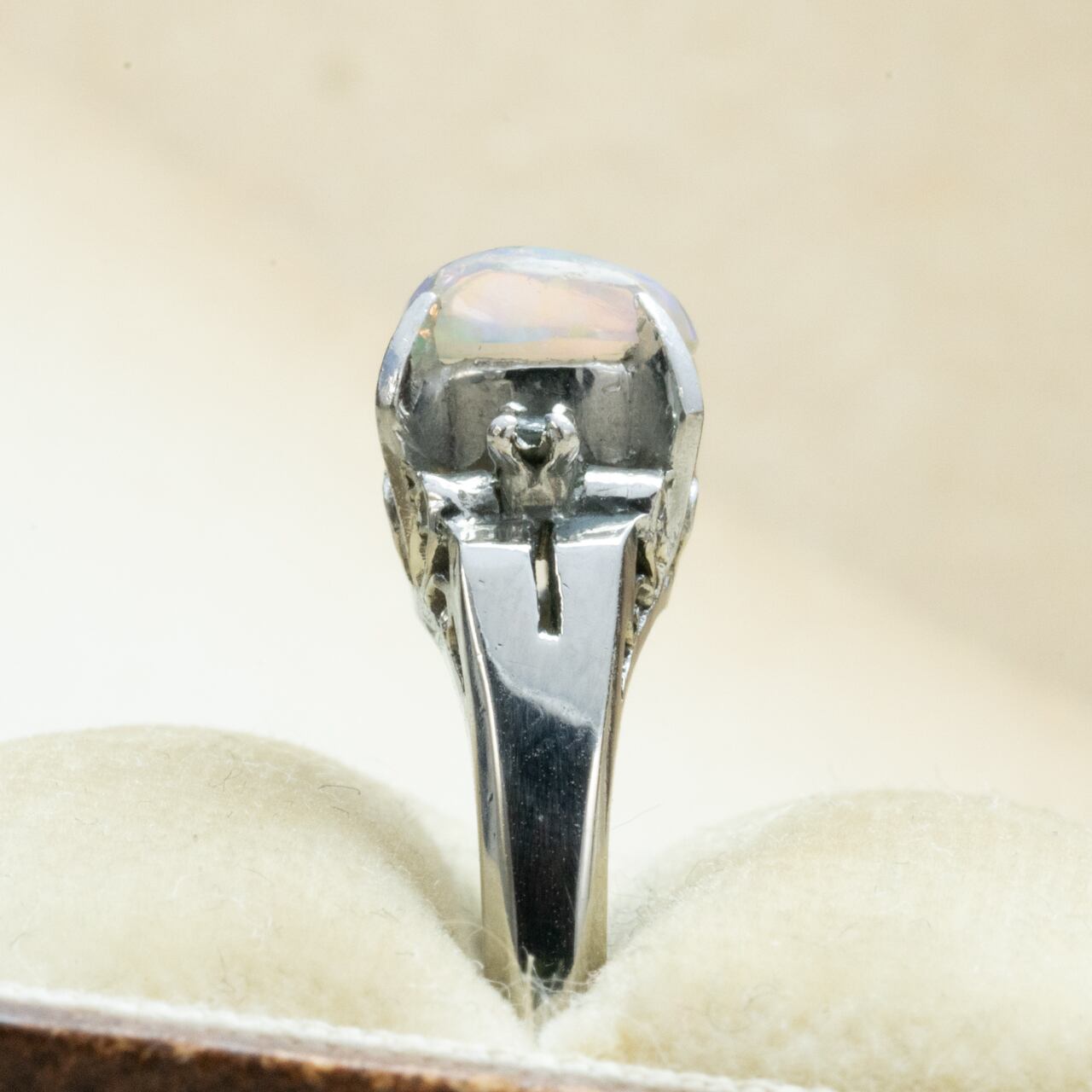 日本の作品】昭和レトロ 透かし デザイン ヴィンテージ リング Pt900