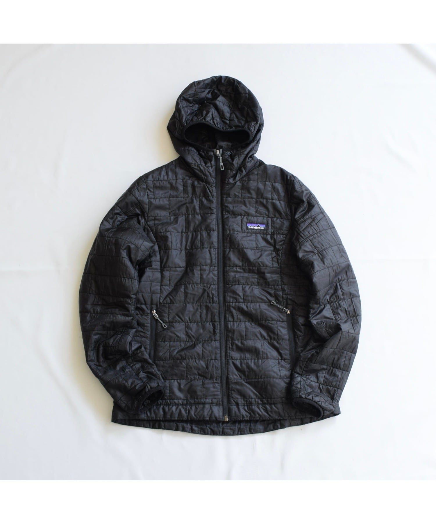 Patagonia ナノパフジャケット　2011年製　黒　83997 Patagonia Nano Puff hoodie レディースS ブラック パタゴニア ナノ