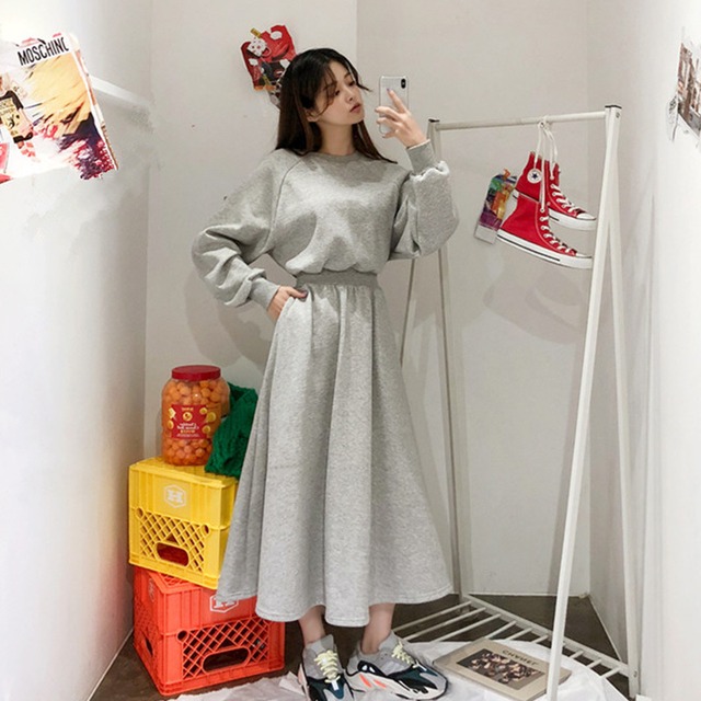 送料無料 選べる裏起毛タイプ スウェットワンピース ロング丈 ラウンドネック 長袖 ラグランスリーブ 秋 冬 グレー ブラック 大人カジュアル 休日コーデ リラックスウェア Sarubia パーティードレス ワンピース専門店 送料無料 選べる裏起毛タイプ スウェットワンピース ロング丈 ラウンドネック 長袖 ラグランスリーブ 秋 冬 グレー ブラック 大人カジュアル 休日コーデ リラックスウェア Sarubia パーティードレス ワンピース専門店